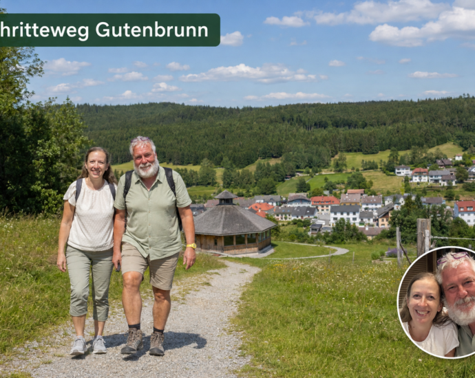 Anna und Herbert auf einem aussichtsreichen Wanderweg bei Gutenbrunn im Waldviertel